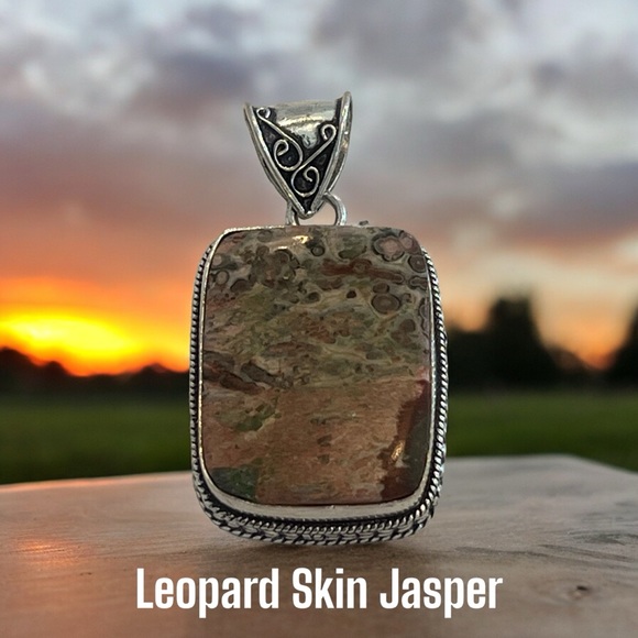 #585 Leopard 🐆 Skin Jasper Handcrafted Pendant NWOT - Picture 1 of 14